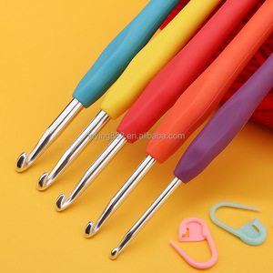 Outils <span class=keywords><strong>de</strong></span> tricot DIY en gros, aiguille <span class=keywords><strong>à</strong></span> crochet en fer avec manche en plastique pour le tricot <span class=keywords><strong>de</strong></span> <span class=keywords><strong>laine</strong></span>, pour le tricot <span class=keywords><strong>de</strong></span> pulls - Product Image 6