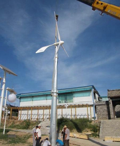 Système d'éolienne haute performance 1KW 2KW 3KW 5KW pour générateur d'énergie éolienne domestique à usage résidentiel - Product Image 1