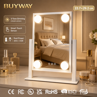 Miroir de courtoisie carré blanc 23,7x6,1x29,2cm 18cm 25cm 2,8cm 4 ampoules LED Panneau arrière en MDF Chargeur 5V/1A DC Capteur tactile