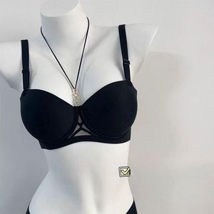 Reggiseno <span class=keywords><strong>Basic</strong></span> da Donna con Imbottitura e Ferretto, in Delicato Tessuto di Nylon con Scollatura in Pizzo - Product Image 2