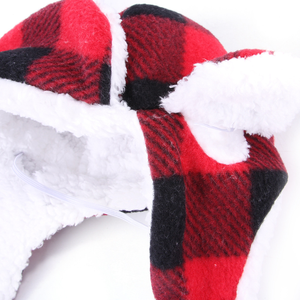 Chapeau de Noël chaud pour chien avec cache-oreilles, bonnet réglable à carreaux rouges pour animaux de compagnie, couvre-chef de Noël pour chien - Product Image 4