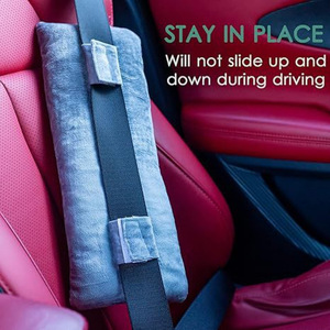 Almohada de hombro para cinturón de seguridad de coche, acolchado suave gris para mayor comodidad al conducir y uso postoperatorio - Product Image 3