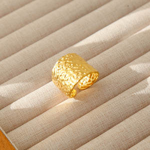 Anello da Donna Aperto Regolabile MW all'Ingrosso in Acciaio Inossidabile Placcato Oro 18k Gioielli Impermeabili Vendita all'Ingrosso Anello Geometrico in Oro da Donna - Product Image 4