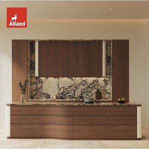 Allandgroup Italy - Juego <span class=keywords><strong>de</strong></span> Muebles <span class=keywords><strong>de</strong></span> Cocina Neoclásicos con Puerta <span class=keywords><strong>de</strong></span> Panel <span class=keywords><strong>de</strong></span> Chapa <span class=keywords><strong>de</strong></span> Nogal Natural Sólido y Isla Larga Ondulada - Product Image 1