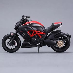 Offre spéciale Maisto <span class=keywords><strong>Ducati</strong></span> Devil Locomotive lourde 1:12 moulé sous pression <span class=keywords><strong>moto</strong></span> modèle de <span class=keywords><strong>moto</strong></span> en alliage de Simulation - Product Image 6