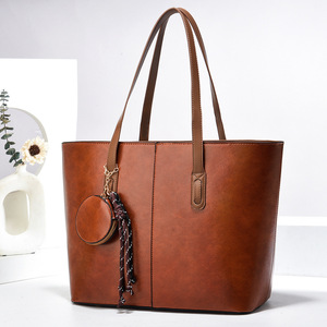 Bolso de Mano y Hombro de PU para Mujer, Diseño Simple, Gran Capacidad, Resistente al Agua, Cómodo para Primavera, Verano e Invierno - Product Image 2