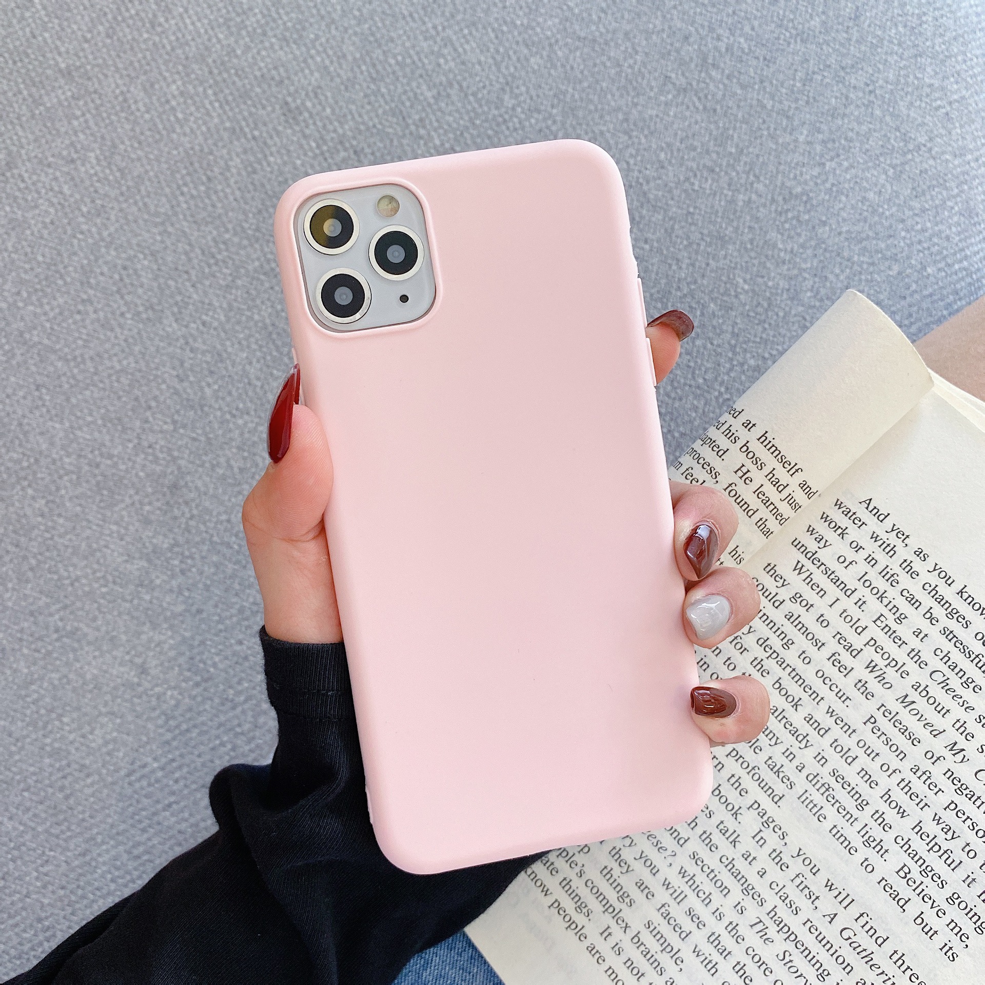 สีชมพูอ่อน