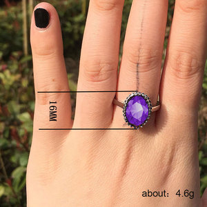 Grande Anello Ovale in Cristallo Viola per Donne, Accessorio Moda per Uso Quotidiano e Feste - Product Image 5