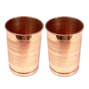 Paquet cadeau de qualité supérieure de gobelets à eau en cuivre, ensemble de deux fabricants et exportateurs de quantités en vrac d'Inde - Product Image 3