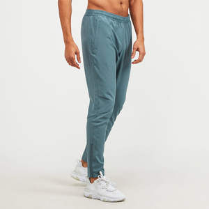 Ensemble de survêtement d'hiver pour hommes de haute qualité OEM/ODM, matière polyester/coton, léger, respirant, séchage rapide - Product Image 4