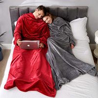 Massives Flanell Fleece Polyester Tragbare umwelt freundliche tragbare TV-Decke mit Ärmeln für den Wurf für das Sofa