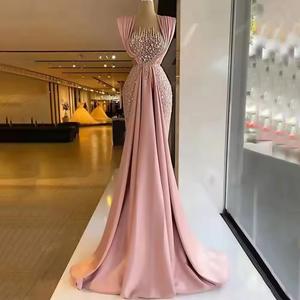 Squisito <span class=keywords><strong>Abito</strong></span> da Sera a Tubino Senza Maniche con Perline, Paillettes e Plissettatura, Lungo fino a Terra da <span class=keywords><strong>Donna</strong></span> per <span class=keywords><strong>Matrimonio</strong></span> e Feste, Abiti Personalizzati - Product Image 1