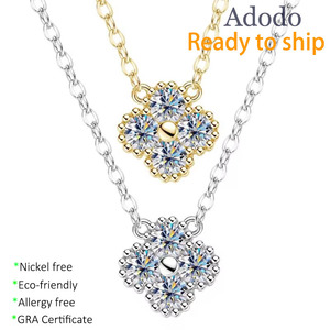 Collares Minimalistas de Plata de Ley 925 con Baño de Oro K, Engaste de Bisel, Corte Redondo, 0.4CT VVS GRA, Joyería de Moissanita, Trébol de Cuatro Hojas - Product Image 1