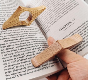 แหวนไม้บีชรูปวงรีสำหรับนิ้วโป้ง อ่านหนังสือ ของขวัญส่วนตัว เป็นมิตรกับสิ่งแวดล้อม พร้อมโลโก้สั่งทำพิเศษ ของขวัญสำหรับนักอ่าน แขวนผนังได้ - Product Image 5