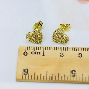 ต่างหูแบบติดหูประดับเพชรทรงหัวใจชุบทองคำ 18 กะรัต - Product Image 6