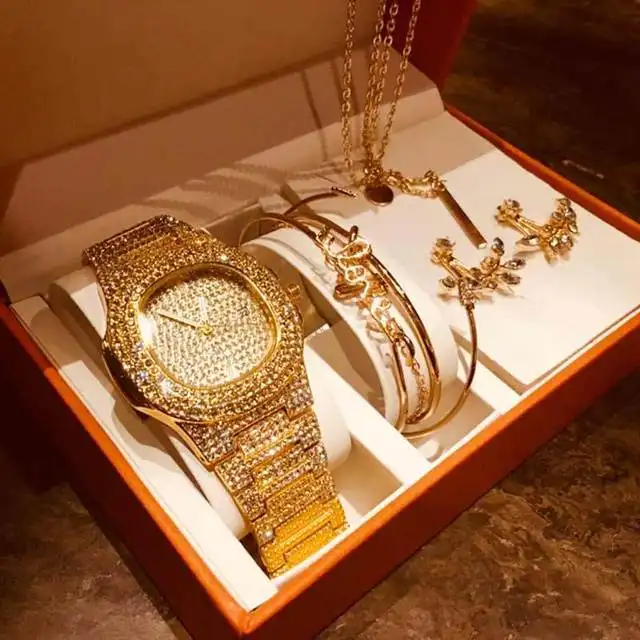 Nuovo Design da donna diamante orologi al quarzo bracciali orecchini di lusso collana regali Set per le donne