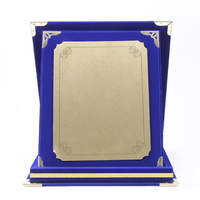 Plaque de métal avec logo personnalisé de haute qualité 2022 plaque en bois de velours bleu