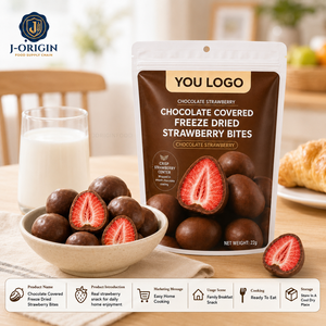 Bocaditos <span class=keywords><strong>de</strong></span> Fresa Liofilizada Cubiertos <span class=keywords><strong>de</strong></span> Chocolate, Snack <span class=keywords><strong>de</strong></span> Fruta Listo para <span class=keywords><strong>Comer</strong></span>, 22g, Paquete Minorista, OEM, Marca Privada, Suministro a Granel - Product Image 4
