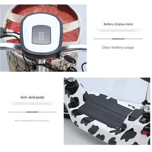 Mini scooter électrique pliable pour les trajets en ville - Style dauphin, léger avec siège et pneus larges, facile à transporter pour les trajets en <span class=keywords><strong>bus</strong></span>/train - Product Image 4