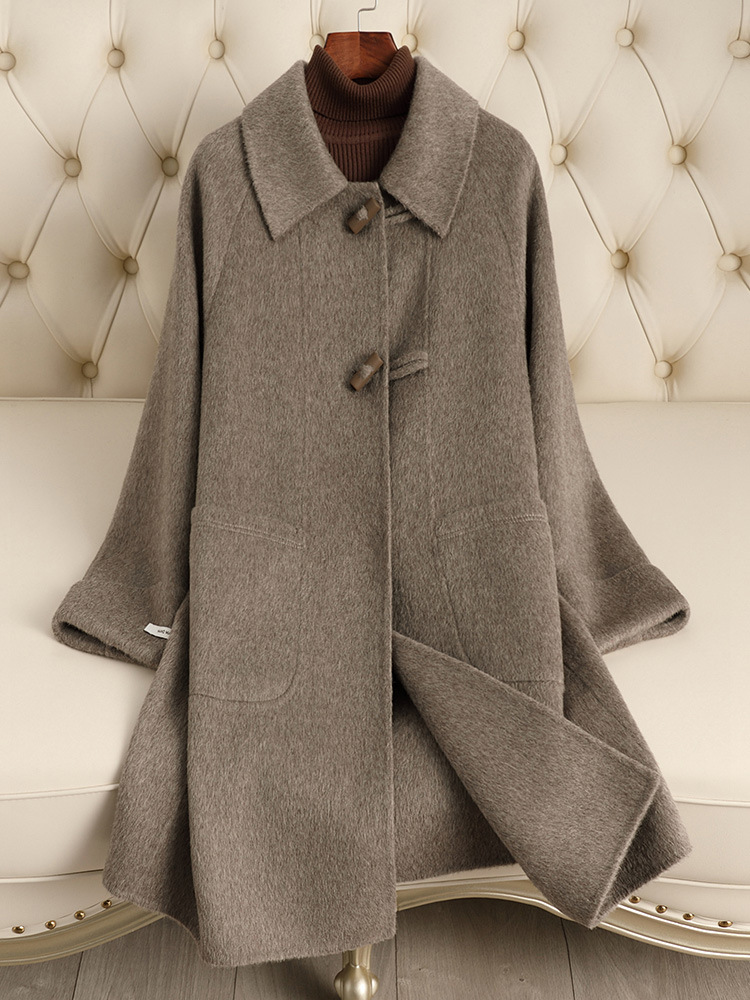 สีน้ำตาล