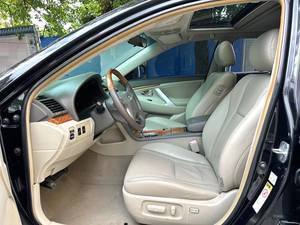 Sedán Clásico Usado: Toyota <span class=keywords><strong>Camry</strong></span> <span class=keywords><strong>2010</strong></span>, 2.4L, Versión de Lujo 240G, Confiabilidad Comprobada, Comodidad Espaciosa, <span class=keywords><strong>Precio</strong></span> de Ganga - Product Image 2