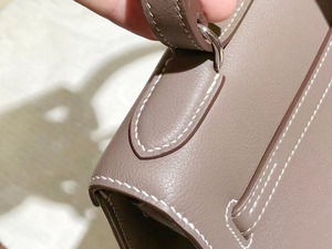 Sac à main en cuir véritable cousu main, sac de luxe en cuir de vachette avec surpiqûres, entièrement en cuir à l'intérieur et à l'extérieur, sac de créateur fait main - Product Image 4