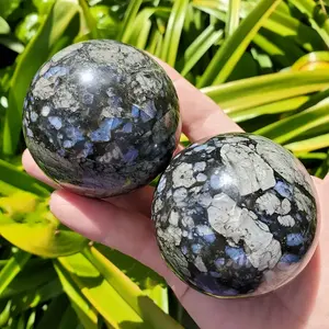 Bola de cristal natural Curación Cristal Energía Piedra Azul QueSera Llanite Esfera para decoración del hogar y regalo mineral - Product Image 3