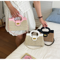 Nouveau Sac de Plage Tressé Chic 2026 avec Chaîne – Sac à Bandoulière Tendance pour Vacances d'Été