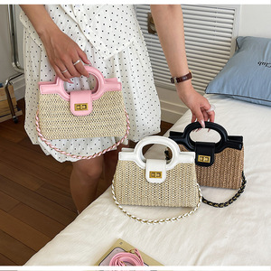 Nouveau <span class=keywords><strong>Sac</strong></span> de Plage Tressé Chic 2026 avec Chaîne – <span class=keywords><strong>Sac</strong></span> <span class=keywords><strong>à</strong></span> Bandoulière Tendance pour Vacances d'Été - Product Image 6