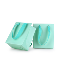 Sacs à provisions en papier d'art de luxe personnalisés pour bijoux artisanat bougie style classique avec votre propre logo pour emballage de cadeau d'affaires