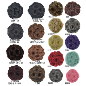 Extension de cheveux d'usine Clip bouclé dans le <span class=keywords><strong>chignon</strong></span> <span class=keywords><strong>pour</strong></span> les femmes Neuf fleurs <span class=keywords><strong>Chignon</strong></span> en fibres synthétiques résistant à la chaleur Bourgeon - Product Image 3