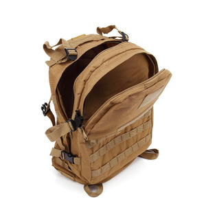 Sac à dos tactique de randonnée en plein air de grande capacité imperméable en Oxford à la mode, vente chaude personnalisée, fabrication OEM - Product Image 3