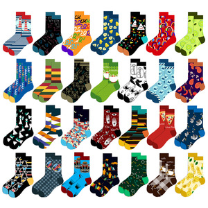 Logo personnalisé <span class=keywords><strong>Chaussettes</strong></span> tube moyennes Vente en gros Mode Marchandises de haute qualité <span class=keywords><strong>Chaussettes</strong></span> de sport unisexes en coton et respirantes - Product Image 5