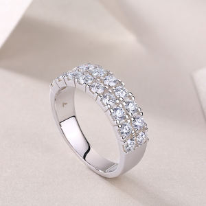 Superbe Bague Éternité Double Rangée de Moissanites pour Femme, Bijou de Luxe en Argent Sterling 925 avec <span class=keywords><strong>Pierres</strong></span> <span class=keywords><strong>Précieuses</strong></span> Pavées - Product Image 3