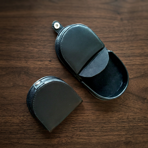 ADORA Porte-monnaie rigide en cuir noir unisexe, forme fer à cheval, personnalisable, qualité supérieure, 27 ans d'expérience dans l'industrie - Product Image 3
