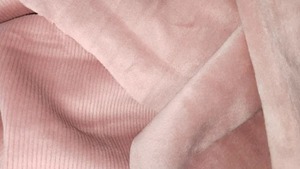Tissu en velours côtelé respirant et léger de bonne qualité, importé, doux et chaud pour manteaux, vêtements d'hiver, articles de mode en gros - Product Image 5