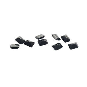 พลอยอาเกตออนิกซ์สีดำทรงบาแกตต์ขนาดเล็ก 3x5 มม. รับรองโดยผู้ตรวจสอบอิสระสำหรับทำเครื่องประดับ - Product Image 1