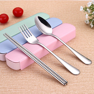 Juego de cubiertos portátil reutilizable de 3 piezas, cuchara, tenedor y palillos de acero inoxidable con estuche para la escuela, oficina, viajes, camping, picnic - Product Image 5