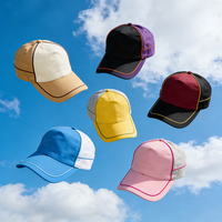Casquette de baseball sportive Oxford personnalisée à blocs de couleur, motif à pois violet et noir, avec passepoil contrastant, profil structuré moyen, visière incurvée, chapeau de sport OEM