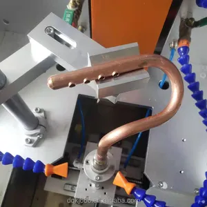 Máquina de brasagem de indução de alta eficiência, 2 estações para soldagem de tubos de cobre