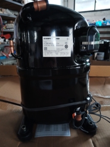 Compresseur triphasé KCM514CAL-E511H, nouveau, équipement importé, roue à grains - Product Image 3