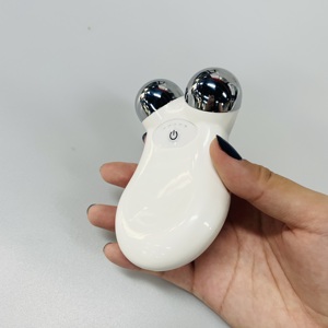 Customized Rechargeable Electric Face Neck <strong>Massager</strong> <strong>Beauty</strong> Device Portable <strong>Facial</strong> <strong>Massager</strong> With 5 Modes For Home Use - Product Image 5