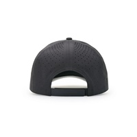 Casquette de baseball imperméable de style Richardson 228 avec logo brodé 3D personnalisé, perforations découpées au laser pour le golf