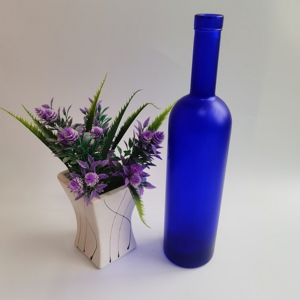 Trung Quốc Nhà máy tùy chỉnh 500ml màu xanh rỗng Glass Wine Bottle rượu mạnh rượu chai cho <span class=keywords><strong>Vodka</strong></span> Whisky rượu uống - Product Image 5
