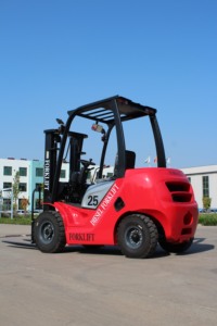 Xe nâng diesel 2.5 tấn thân thiện với môi trường-thiết kế phát thải thấp tiên tiến đáp ứng các tiêu chuẩn môi trường kho hiện đại - Product Image 2