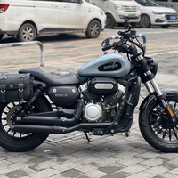 Asiento de Motocicleta Jinjila Curiser de 300cc Modificado Retro con Esquema de Color Rojo Rosa Usado, con Velocidad Máxima de Más de 80 km/h para Mayor Comodidad