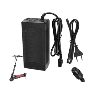 <span class=keywords><strong>Chargeur</strong></span> électrique 54,6V 2A pour <span class=keywords><strong>trottinette</strong></span> électrique <span class=keywords><strong>Kugoo</strong></span> <span class=keywords><strong>M4</strong></span> <span class=keywords><strong>M4</strong></span> Pro Hitway H5/H5 Pro UrbanGlide JOYOR Speedway 48V Batterie au lithium - Product Image 1