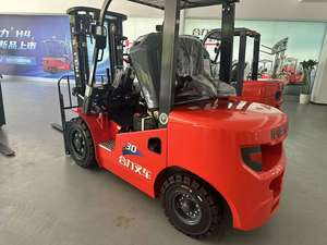 Mini chariot élévateur KOMATSU FD30 de 3 tonnes d'occasion avec pompe, moteur, composants du noyau du moteur en stock à vendre - Product Image 5