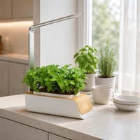 Jardinière intelligente de haute qualité LED Pot de fleur intelligent automatique Kits de culture hydroponique pour maison intérieure intelligente jardin intelligent
