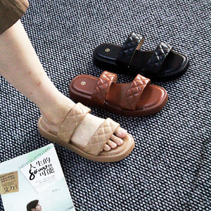 Fashionable Summer New Design Popular Outdoor Wholesale Open-toe Breathable Women's Sandals and <b>slippers</b> - Product Image 1